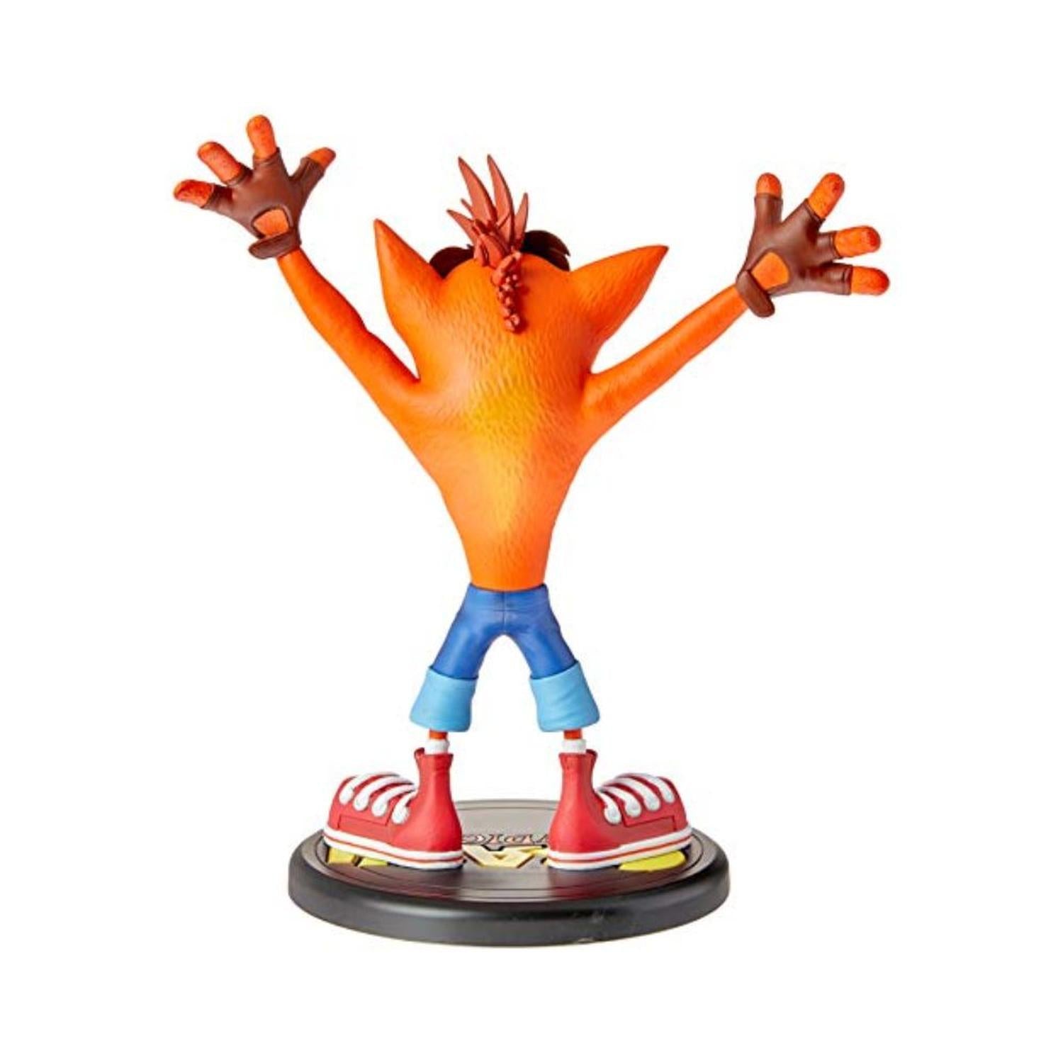 Crash Estatua First 4 Figures Crash Bandicoot – chikaratoys